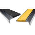 Алюминиевый угол с резиновой вставкой 1330 мм