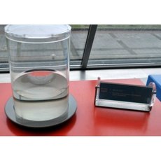 Интерактивный экспонат Центробежная сила