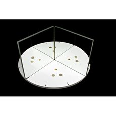 Интерактивный экспонат Зеркальная книжка