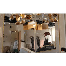 Зеркало настенное небьющееся без подсветки 75х50 см