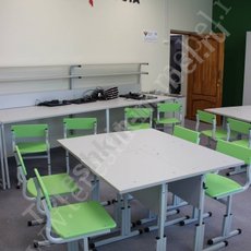 Стол письменный одноместный