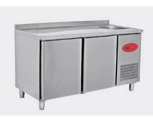 Холодильный стол с раковиной Fornazza (500 л, 3 двери)