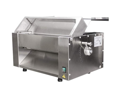 Машина тестораскаточная МРТ-2