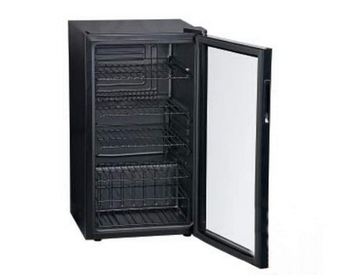 Холодильный шкаф для напитков Cooleq TBC-85 (черный)
