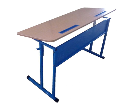 Стол ученический двухместный регулируемый, с перфорированным экраном, с регулировкой наклона столешницы