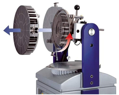 Тестоделитель-округлитель DAUB DR2 ROBOT Automatic 4/30 Тестоделитель-округлитель DAUB DR2 ROBOT Automatic 4/30