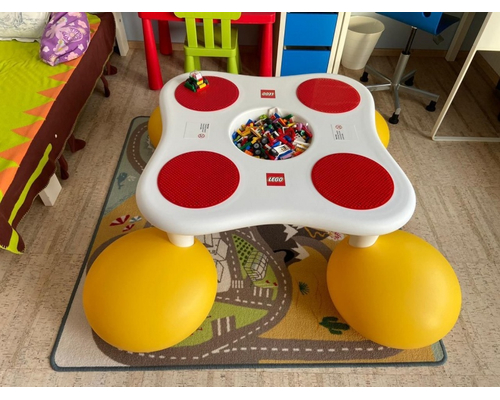Игровой стол LEGO