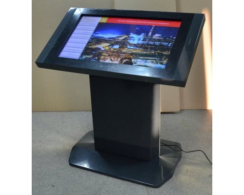 Информационный терминал UTSInfo Table 32