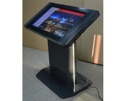 Информационный терминал UTSInfo Table 32