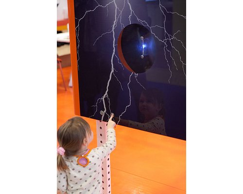 Интерактивный экспонат Искровой разряд