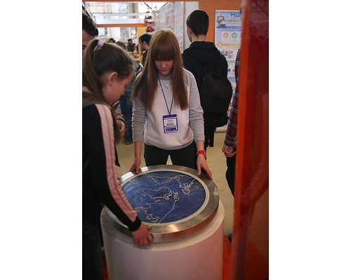 Интерактивный экспонат Рисунок течений