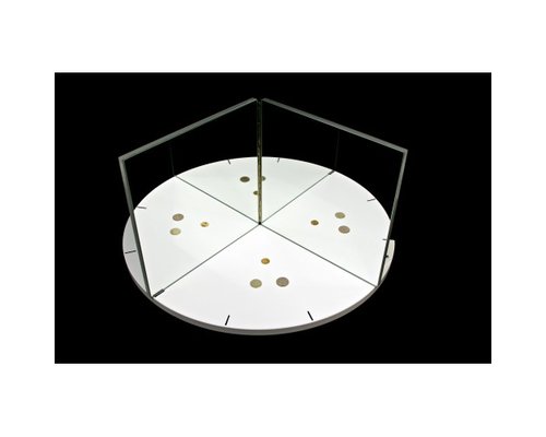 Интерактивный экспонат Зеркальная книжка