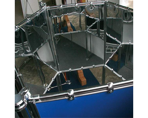 Интерактивный экспонат Зеркальная призма