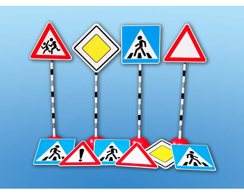 Комплект стоек с дорожными знаками № 2