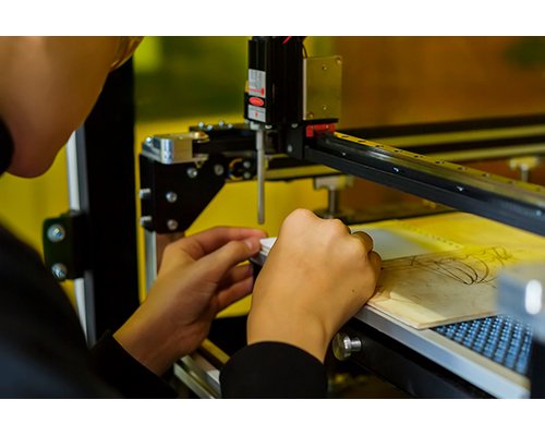 Лазерный гравер DF-LASER