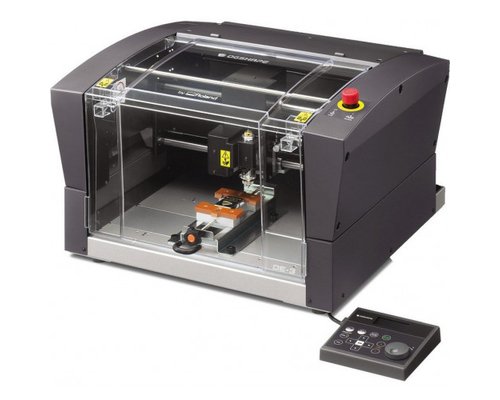 Настольный гравер Roland DE-3