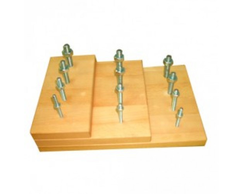 Настольный тренажер панель для закручивания гаек