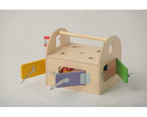 Тактильно-развивающий комплекс "Ларец с  дверцами и замочками-3"