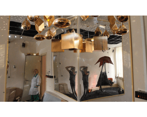 Зеркало настенное небьющееся без подсветки 75х50 см