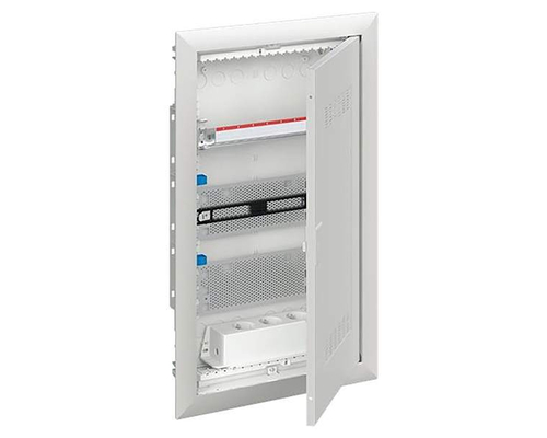 Шкаф мультимедийный с дверью с радиопрозрачной вставкой UK636MW (3 ряда)