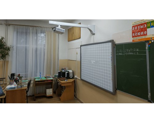 Интерактивная доска для школы и ВУЗа «New Touch P82»