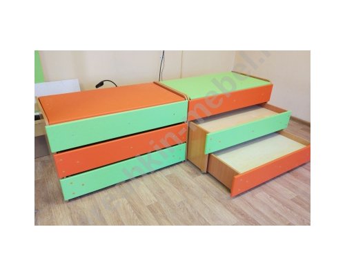 Кровать детская 3-х ярусная МДФ с крышкой