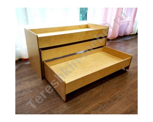 Кровать детская трехъярусная выкатная Фанера