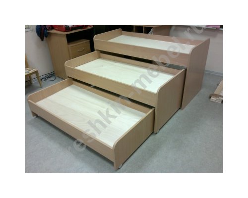 Кровать детская трехъярусная выкатная