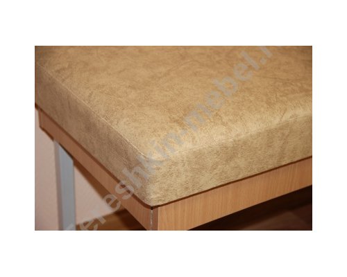 Банкетка мягкая трехместная