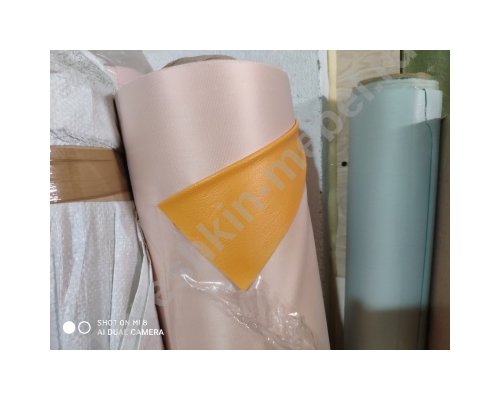 Банкетка мягкая трехместная