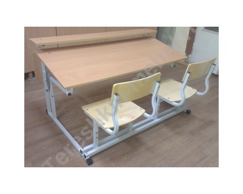 Парта моноблок ученический разноростовой с регулируемым углом наклона столешницы