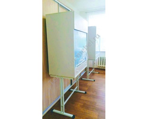 Шкаф демонстрационный вытяжной на металлокаркасе