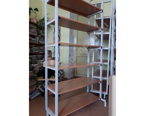 Стеллаж односторонний на металлокаркасе с горизонтальными полками