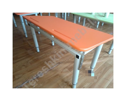 Стол детский (дошкольный) регулируемый по высоте №0-3 и углу наклона столешницы МДФ