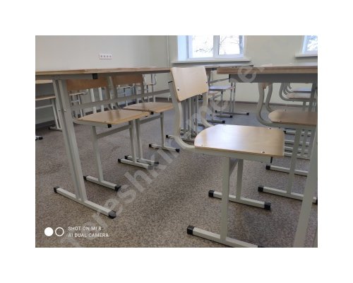 Стол для швейного оборудования Столешница с пластиковым покрытием