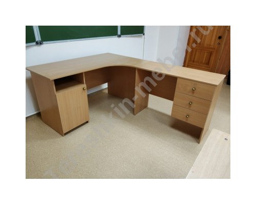 Стол письменный угловой