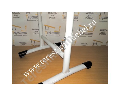 Стул ученический регулируемый на плоскоовальном металлокаркасе